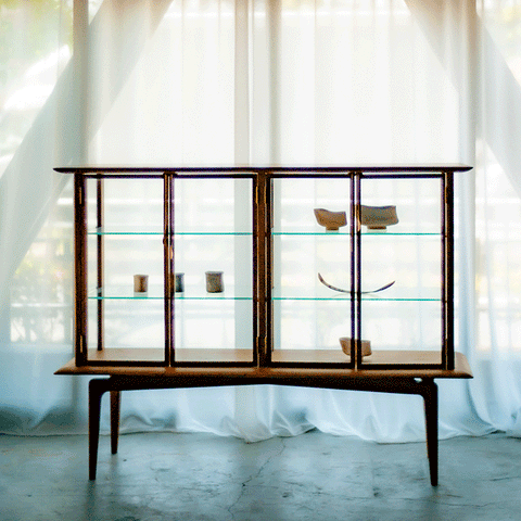 KOMA Hyuece Glass Cabinet