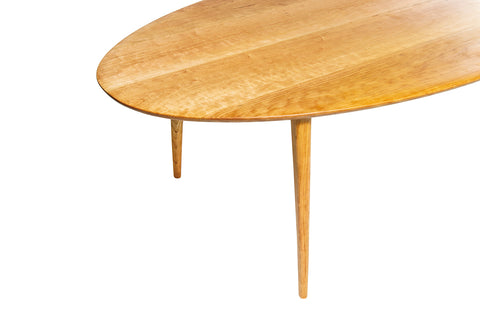 KOMA Oval Table